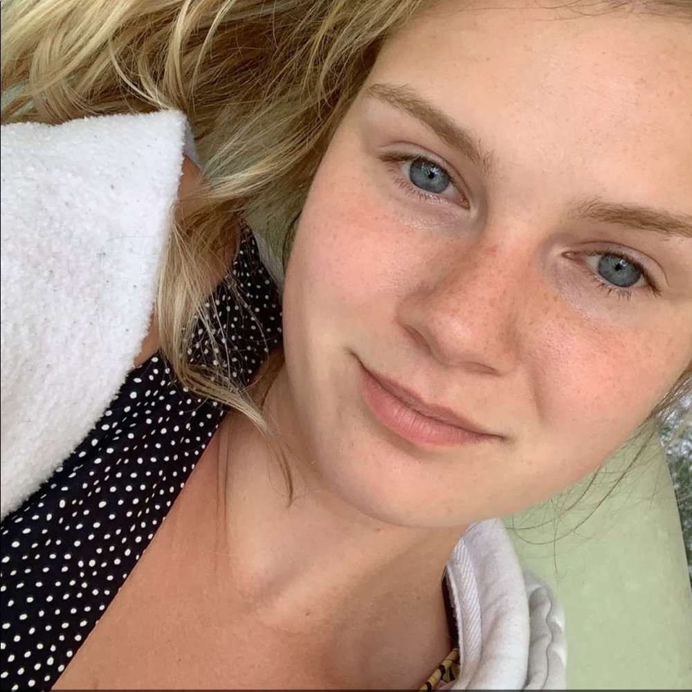 Meet your Posher, Maddie
